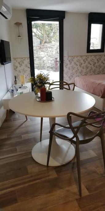 Studio En Rez De Jardin Collobrières 외부 사진